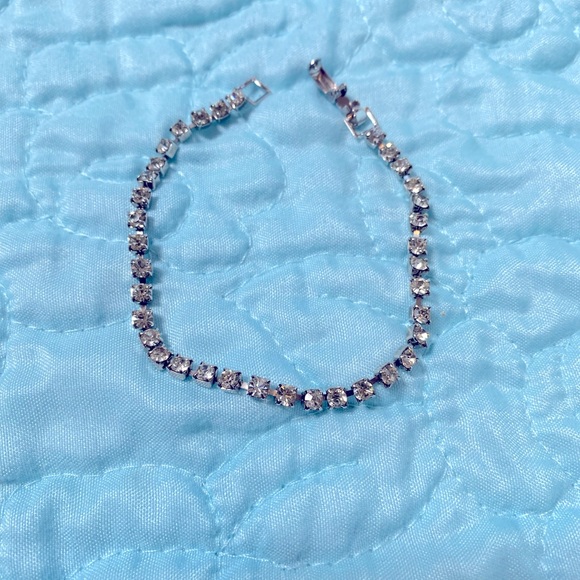 Like New Set Silver Rhinestone Necklace by Avon and Bracelet by Sarah Coventry - Picture 9 of 11